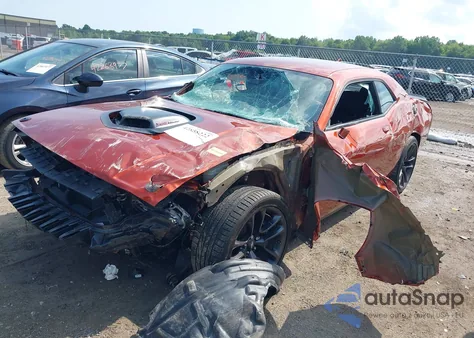 2021 Dodge Challenger R/T Scat Pack z USA, uszkodzony, nr VIN 2C3CDZFJ2MH624085
